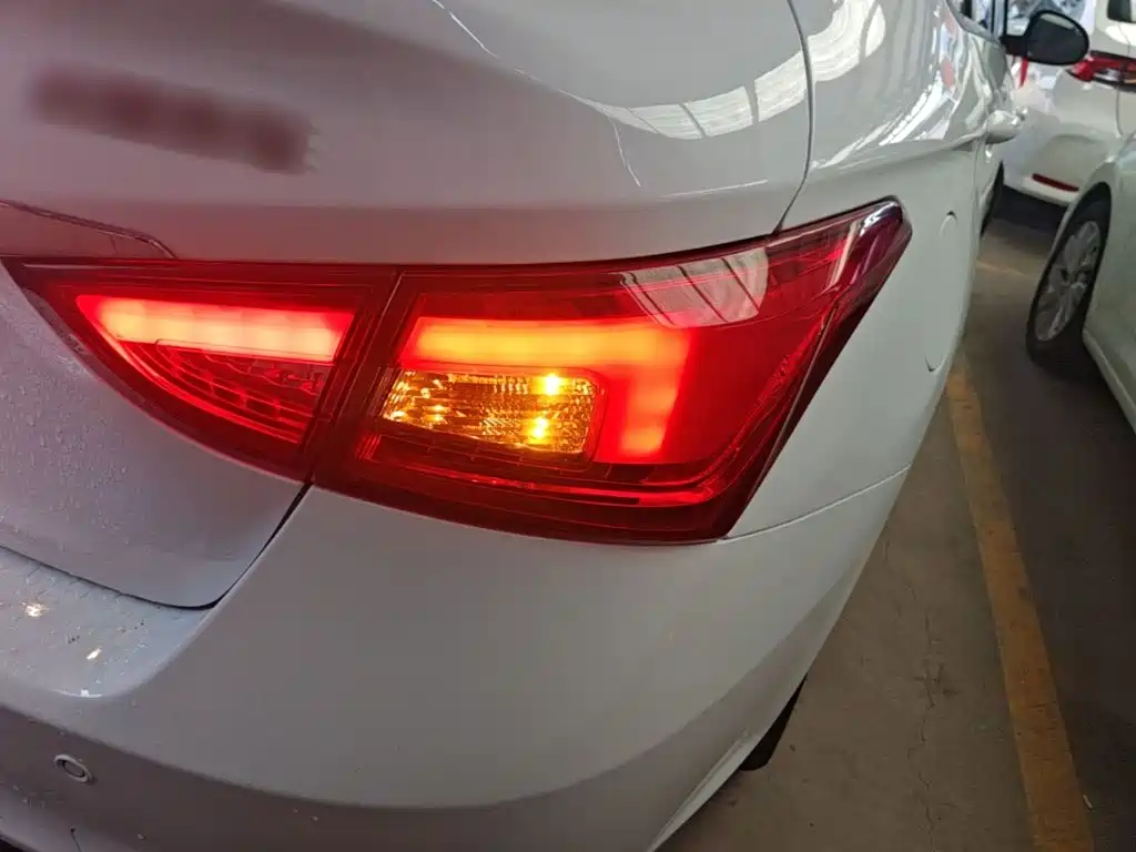 Chery Arrizo 5 — миниатюра 8