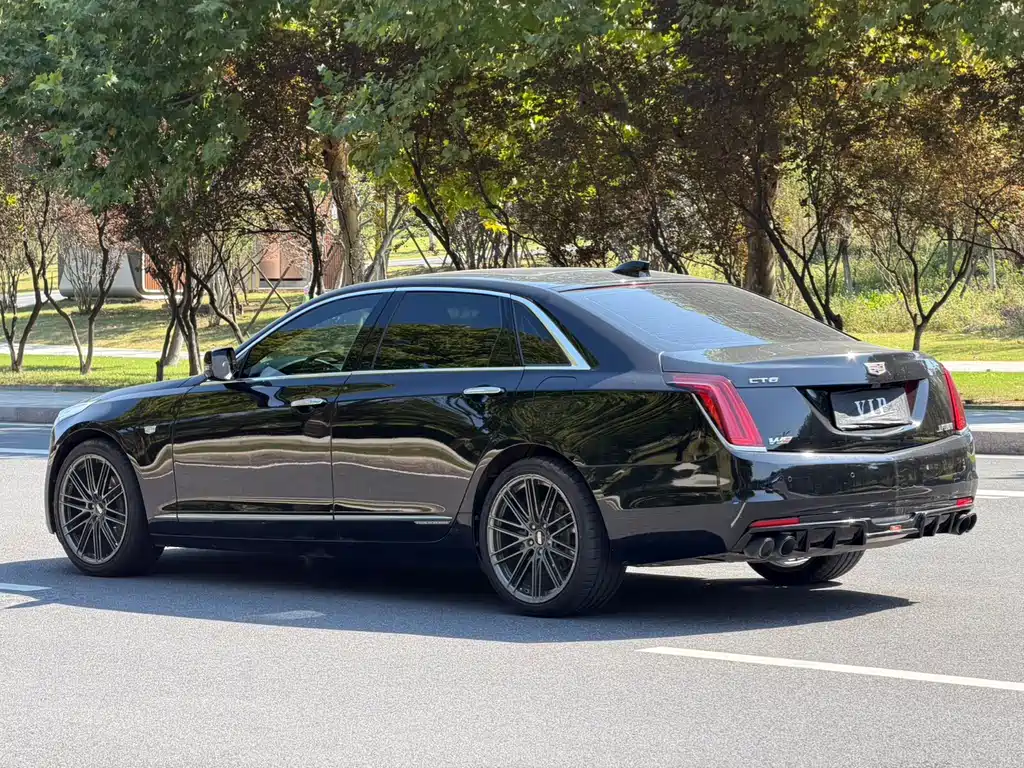 Cadillac CT6 Plug-in — миниатюра 6