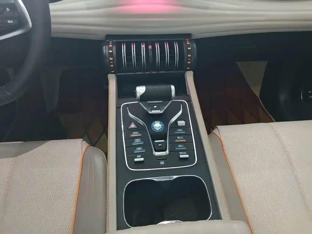BYD Yuan Plus — миниатюра 14