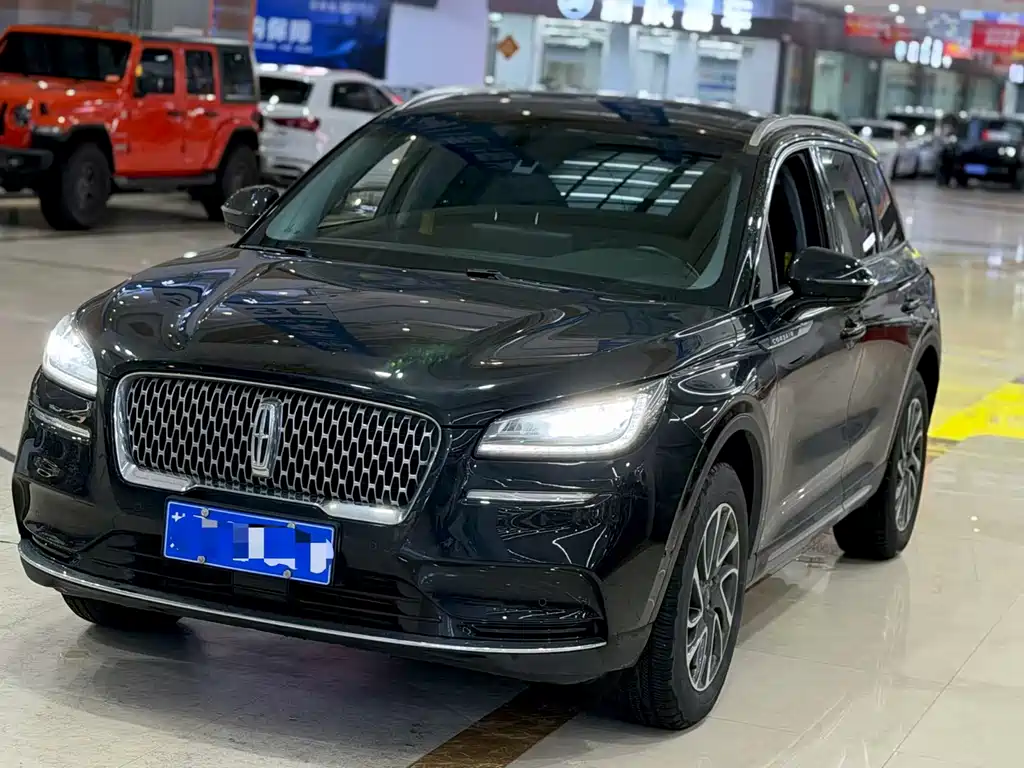 Купить Lincoln Corsair