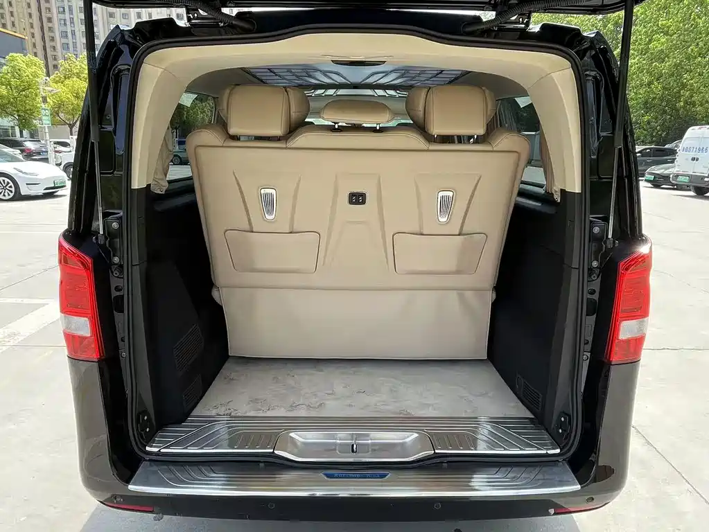 Mercedes-Benz Vito - фото 13