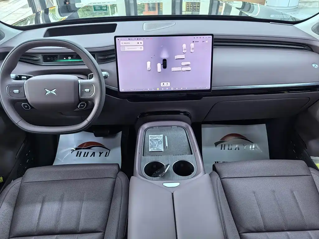 XPeng 小鹏GX — миниатюра 6