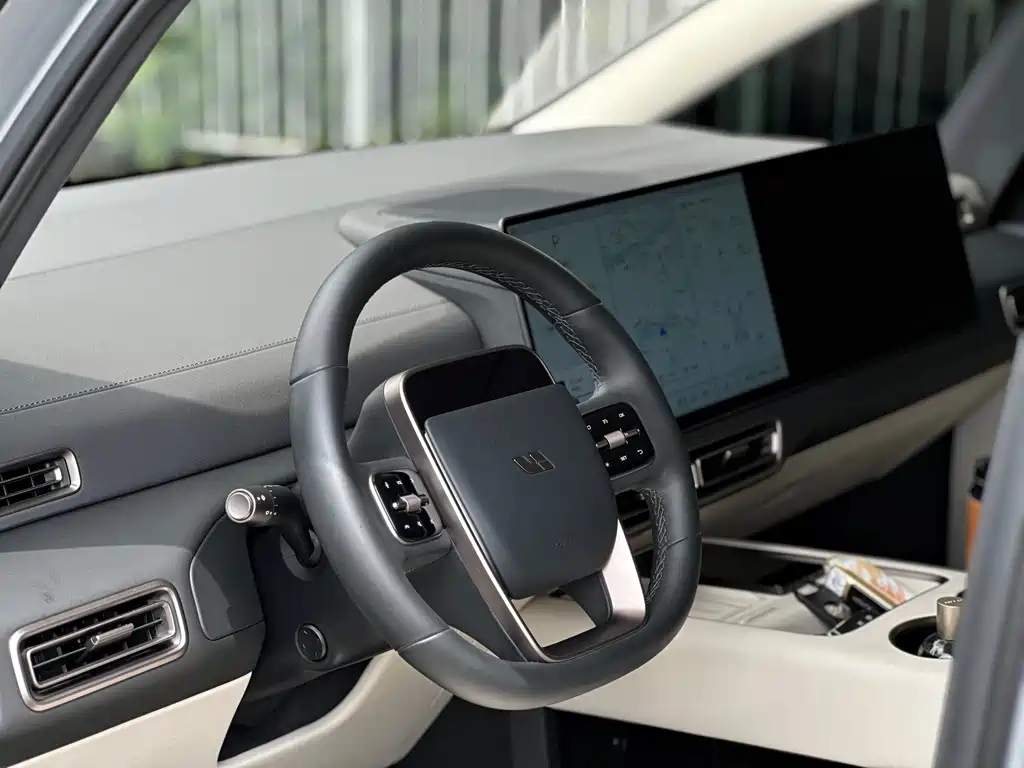 Li Auto Li MEGA — миниатюра 10