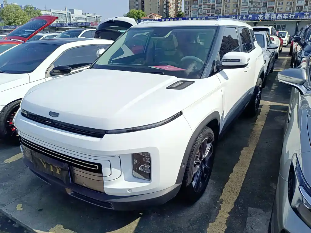 Geely Icon