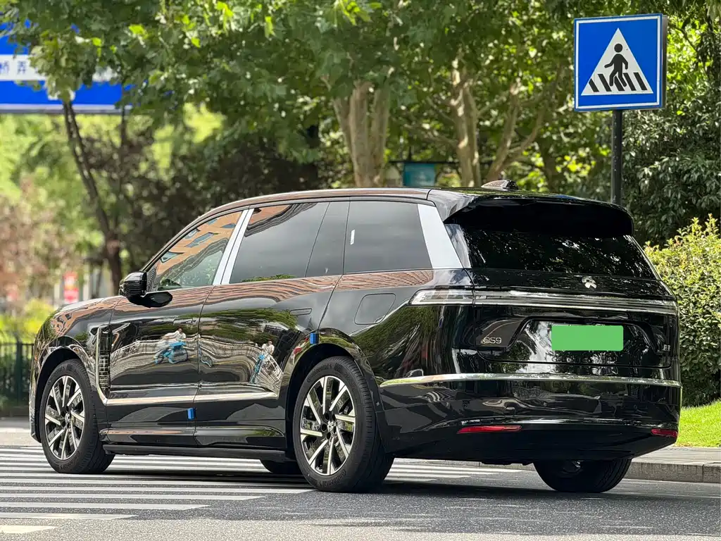 NIO 蔚来ES9 — миниатюра 4