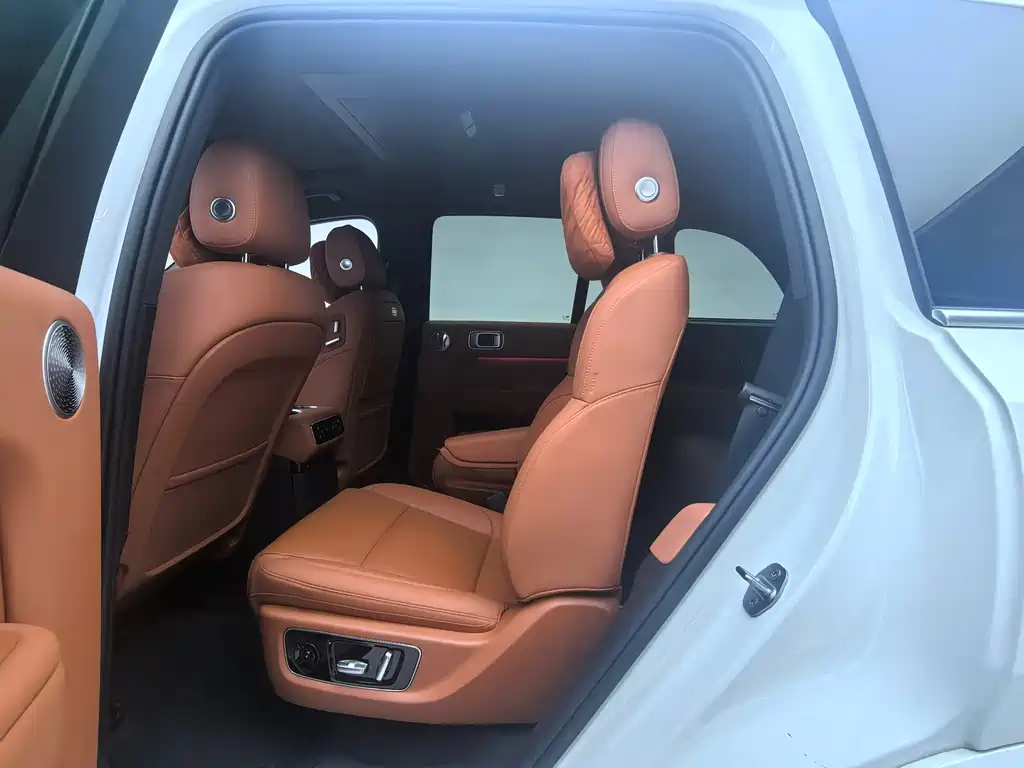 Li Auto L8 2025 Ultra