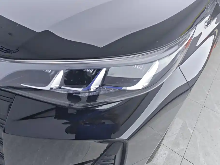 GAC Motor Trumpchi M6 — миниатюра 5