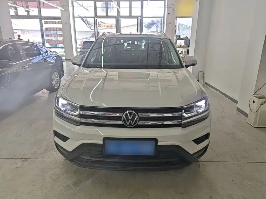 Volkswagen Tharu — миниатюра 3