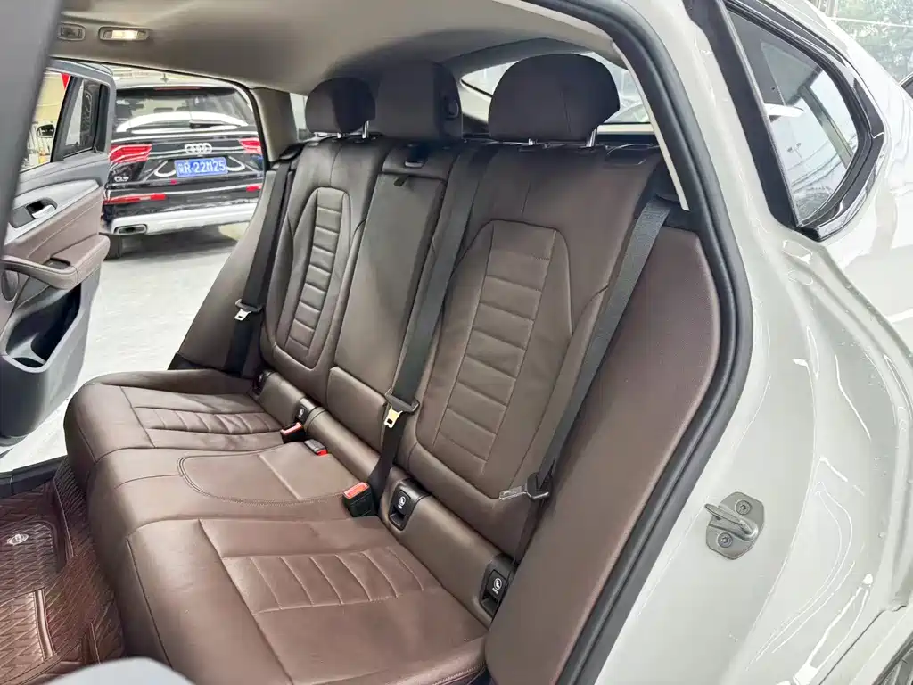 BMW X4 — миниатюра 12