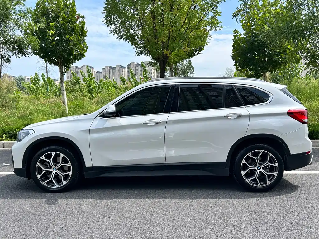BMW X1 — миниатюра 5