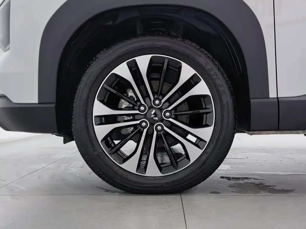 Wuling 星光560新能源 — миниатюра 17