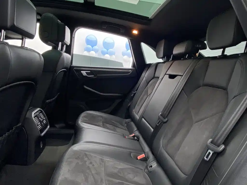 Porsche Macan — миниатюра 17