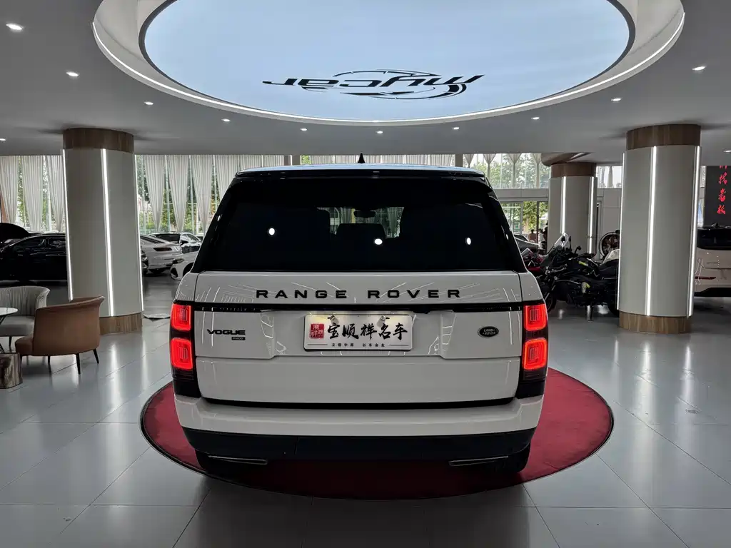 Land Rover Range Rover — миниатюра 6