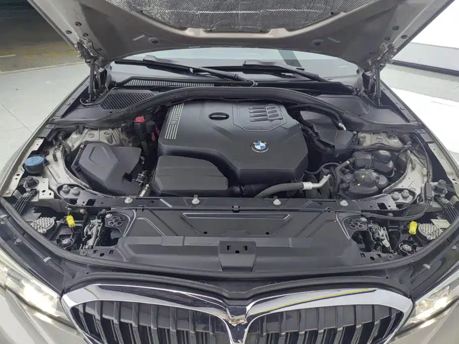 BMW 3 Series — миниатюра 10