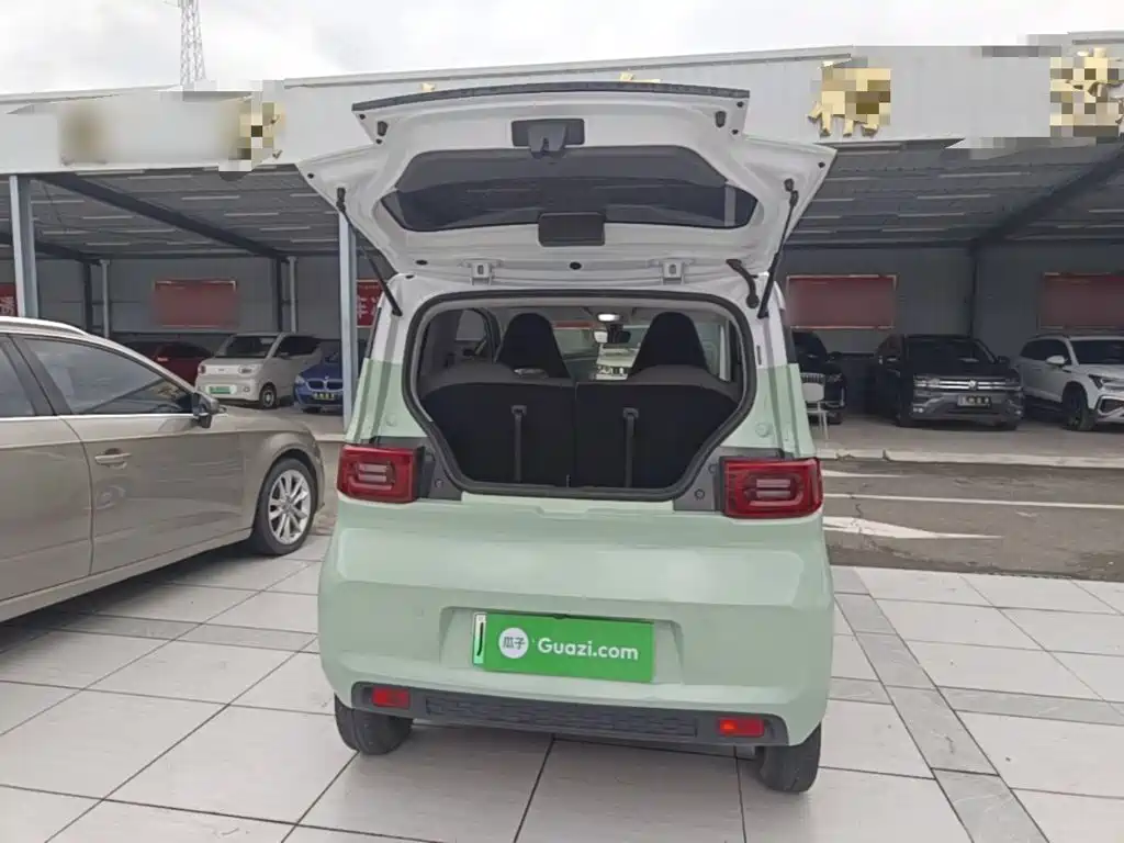 Wuling MINIEV — миниатюра 19