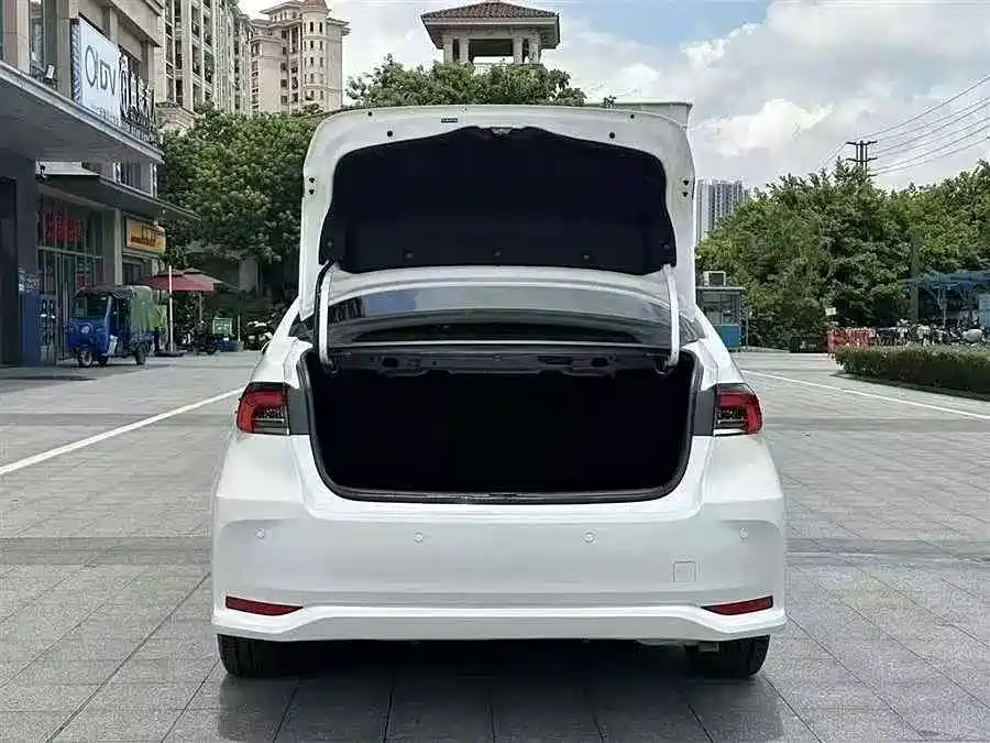 Toyota Corolla — миниатюра 9
