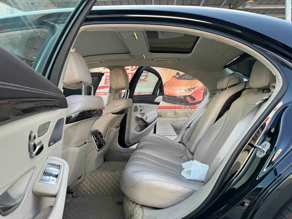 Mercedes-Benz S-Class — миниатюра 11