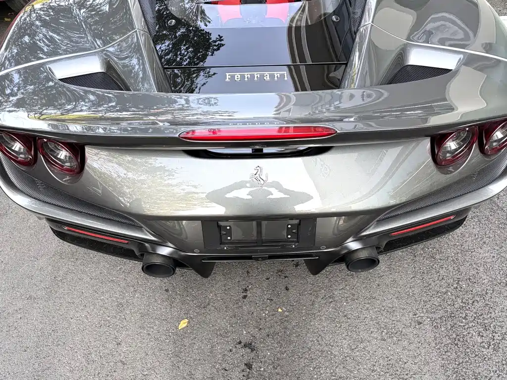 Ferrari F8 — миниатюра 7