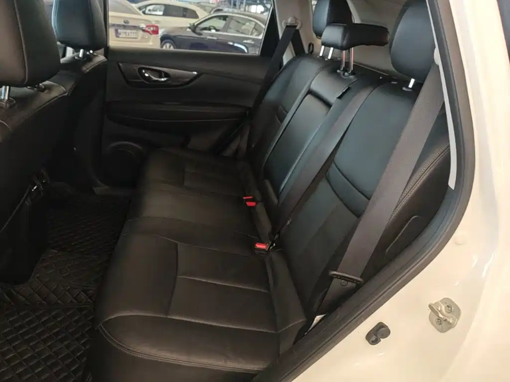 Nissan X-Trail — миниатюра 17