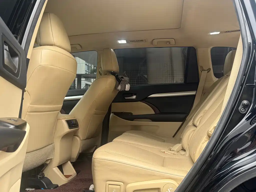 Toyota Highlander — миниатюра 5