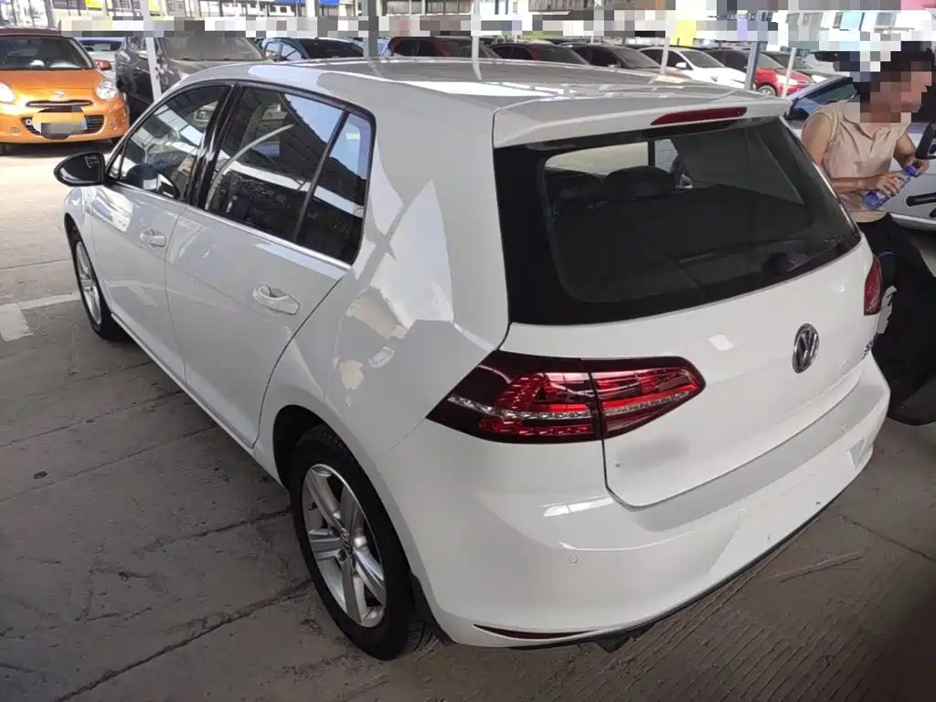 Volkswagen Golf — миниатюра 5