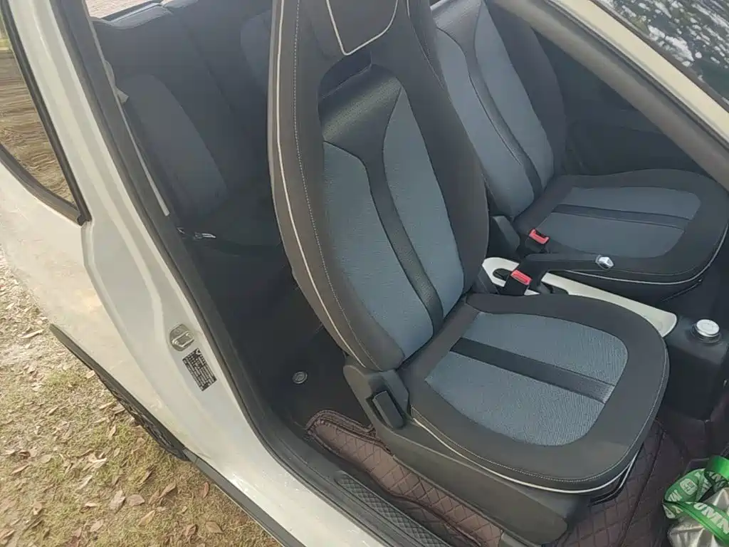 Wuling MINIEV — миниатюра 25