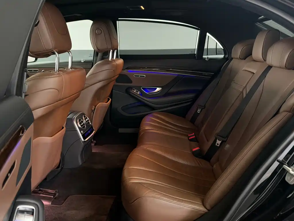 Mercedes-Benz S-Class — миниатюра 17