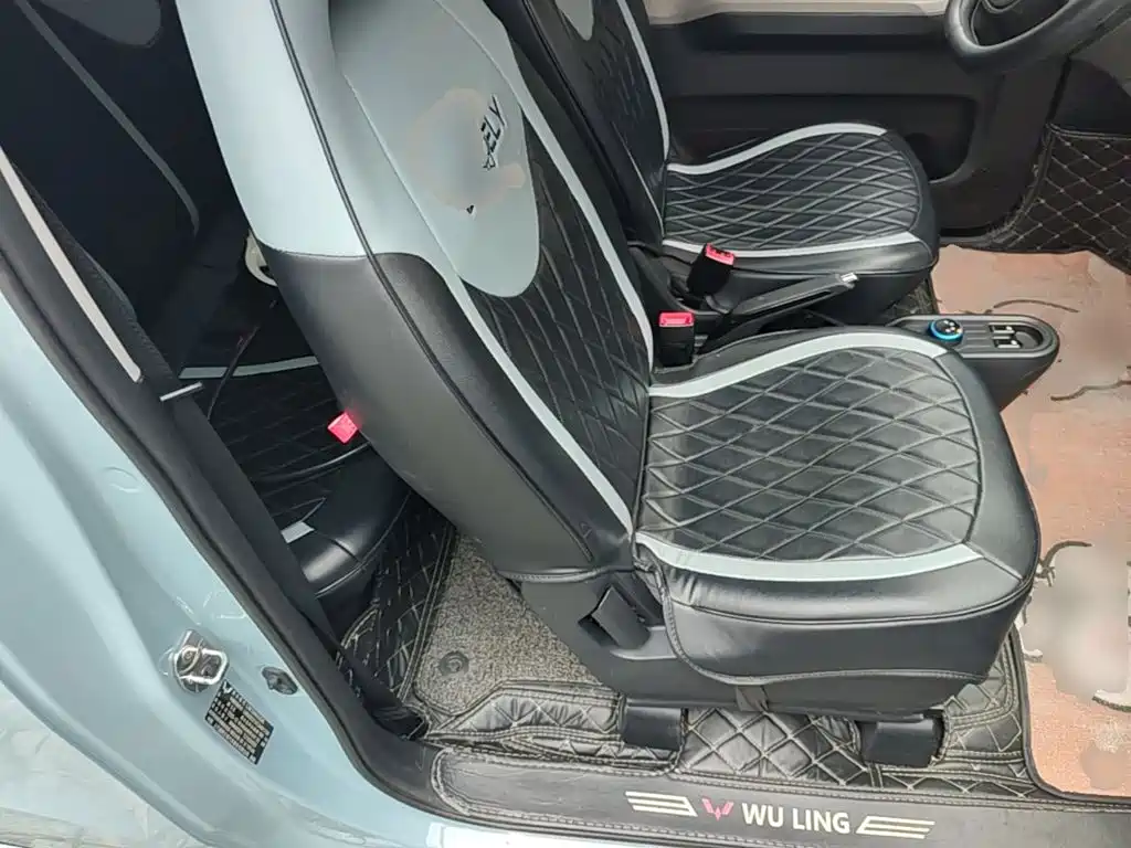 Wuling MINIEV — миниатюра 25