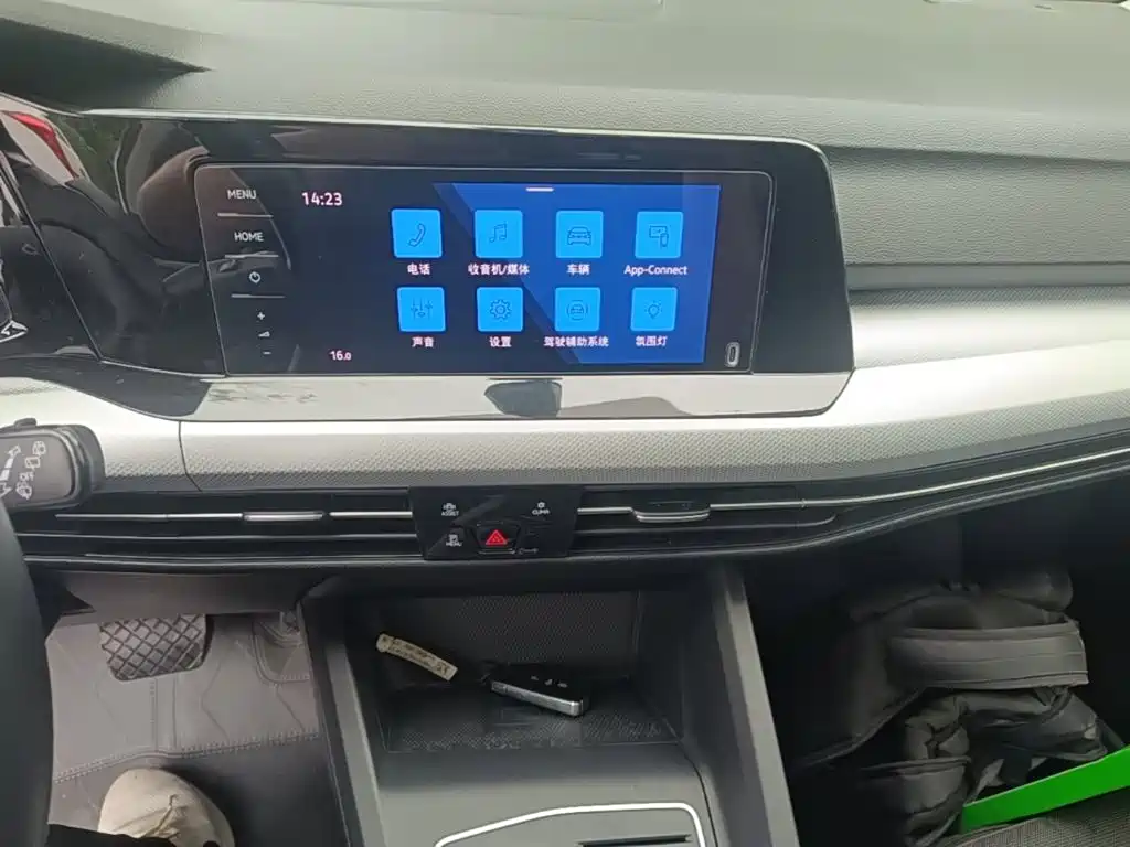 Volkswagen Golf — миниатюра 13