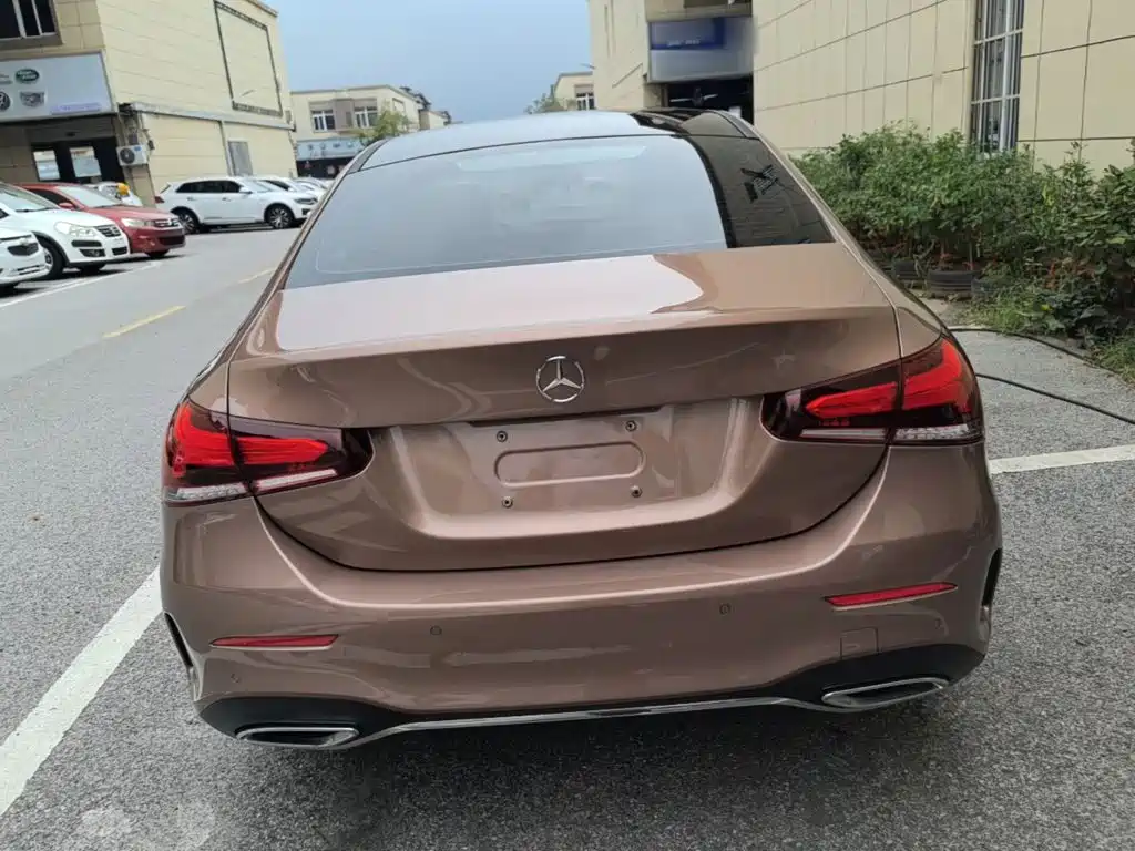 Mercedes-Benz A-Class — миниатюра 6