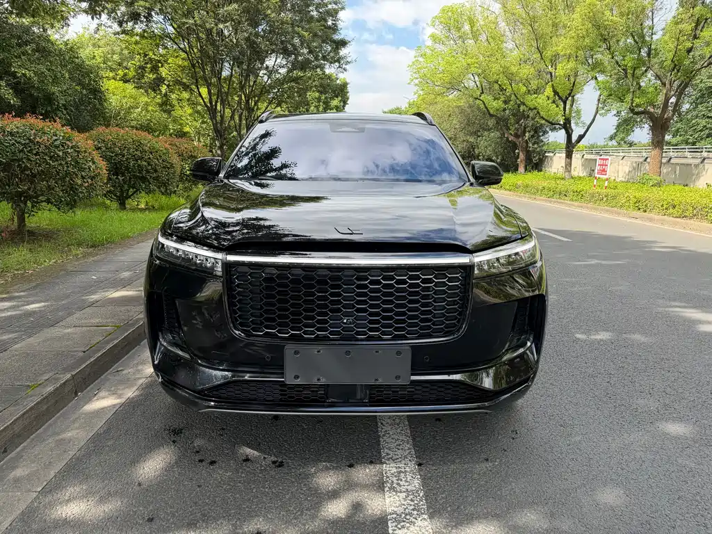 Li Auto Li ONE — миниатюра 2
