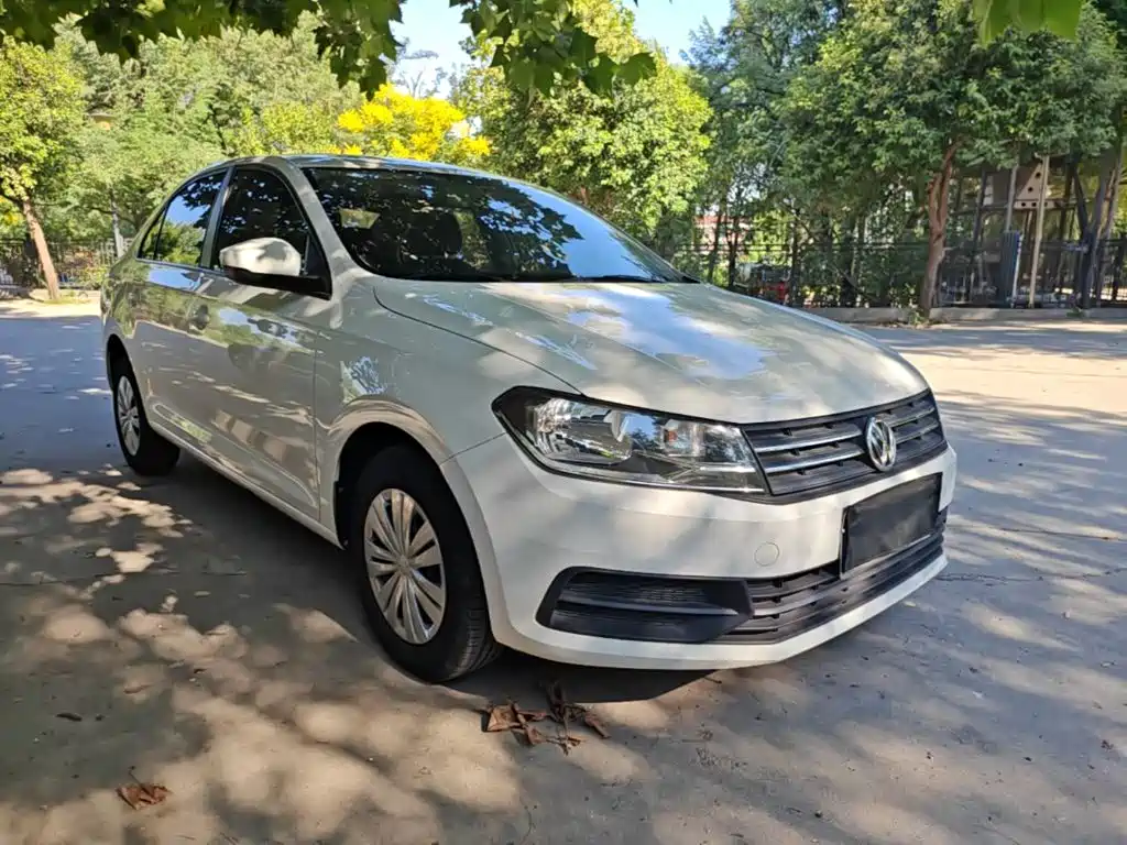 Volkswagen Santana — миниатюра 4