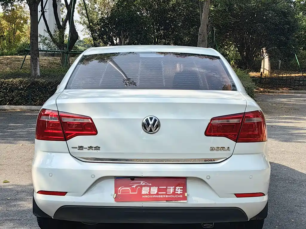 Volkswagen Bora — миниатюра 12