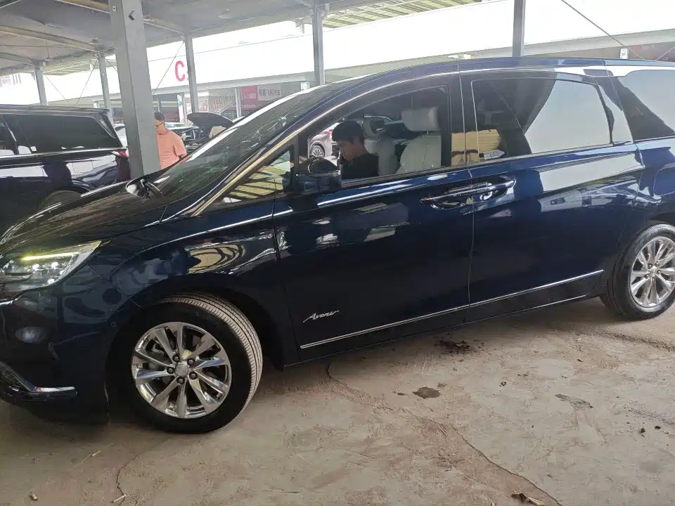 Buick GL8 2021