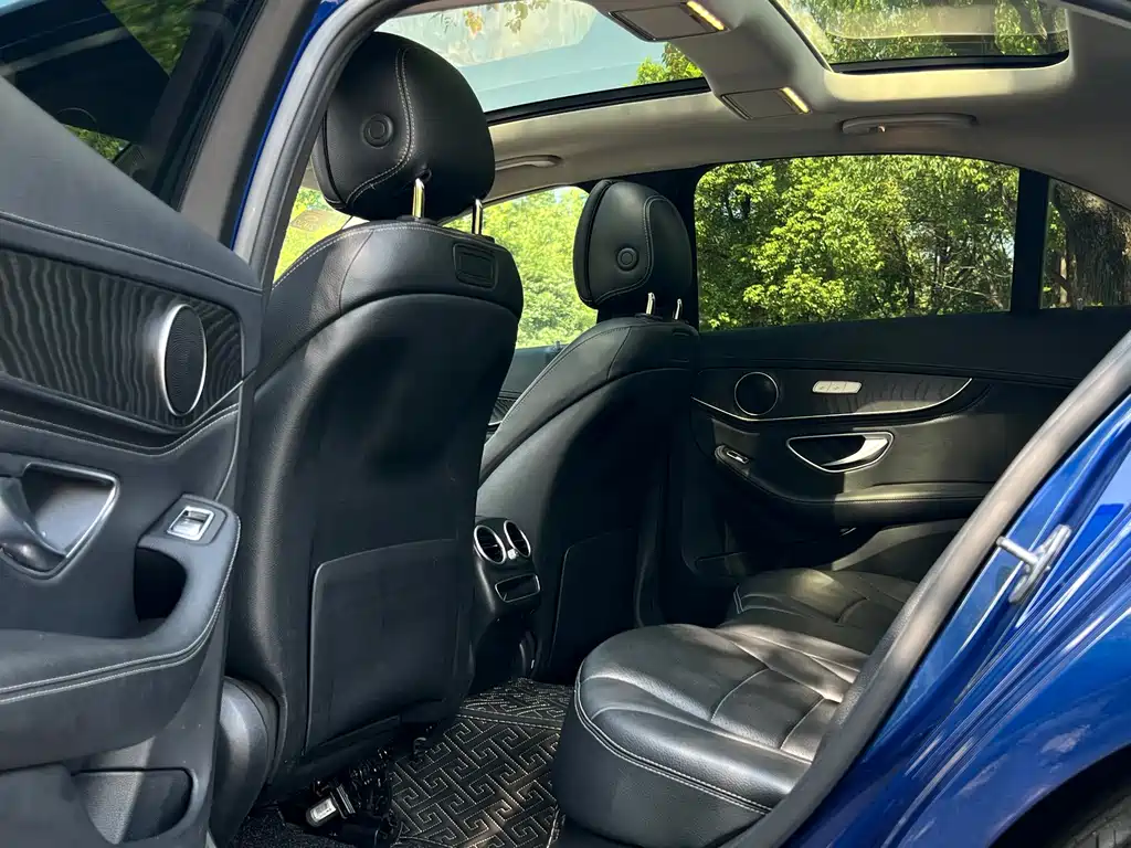Mercedes-Benz C-Class — миниатюра 9