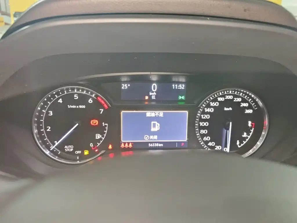 Cadillac CT4 — миниатюра 12