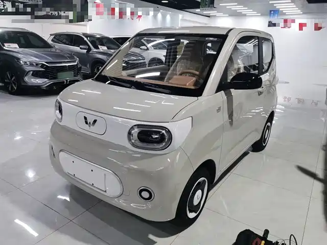 WULING AUTOMOBILE HONGGUANG MINIEV 2025