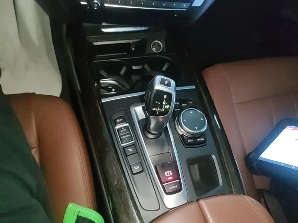 BMW X5 (Import) — миниатюра 14