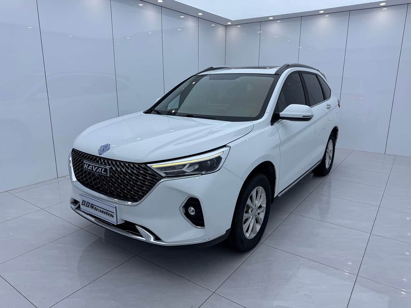 Haval Haval M6 1.5 л 2022 г. Белый, пробег 46000 км