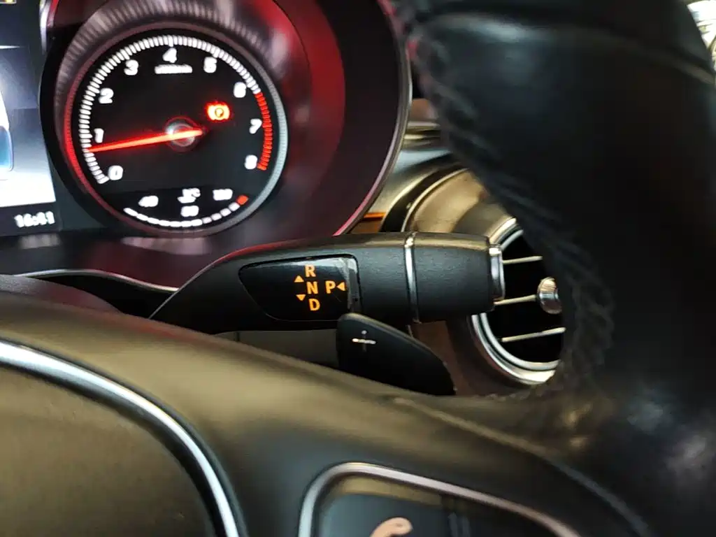 Mercedes-Benz GLC — миниатюра 14