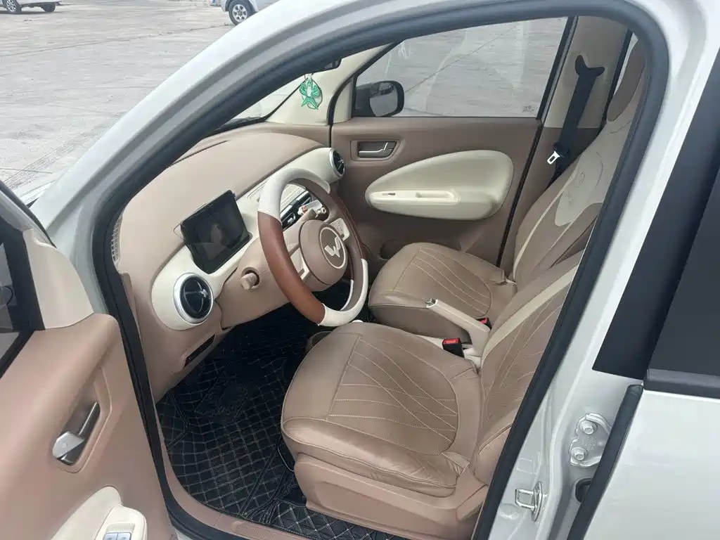 Wuling MINIEV — миниатюра 8