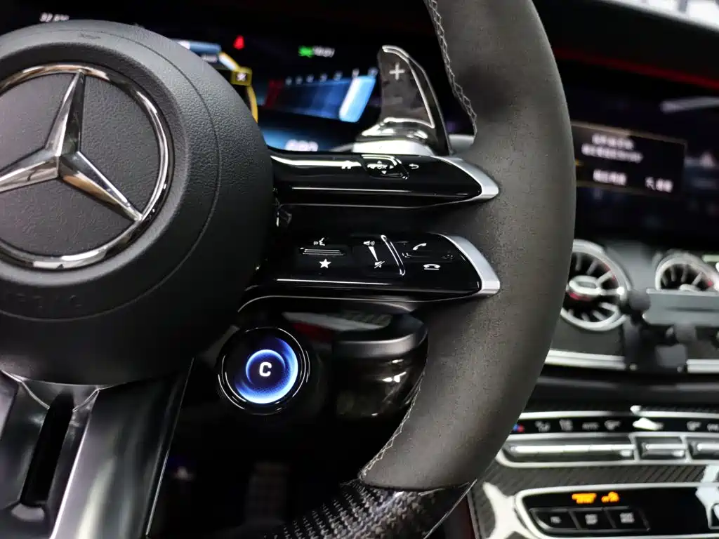 Mercedes-Benz E-Class AMG — миниатюра 28
