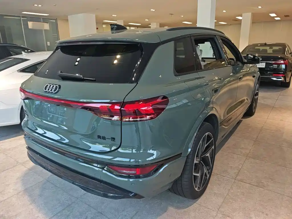 Audi Q6L e-tron — миниатюра 7