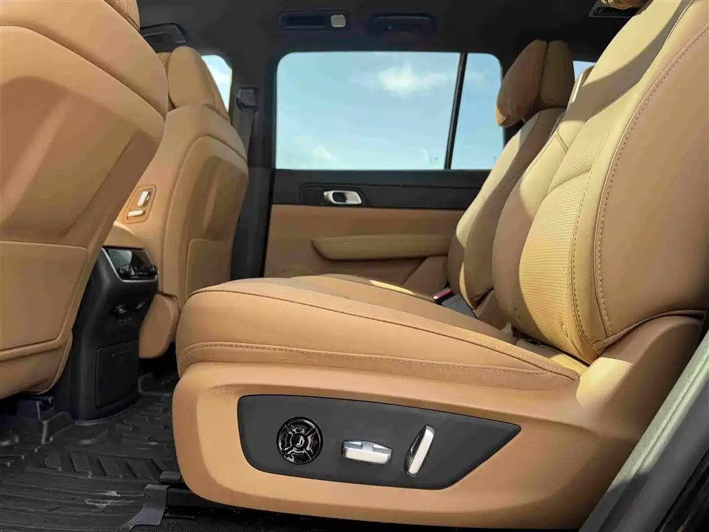Li Auto Li ONE — миниатюра 14