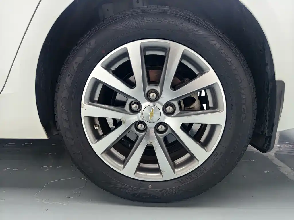 Chevrolet Malibu — миниатюра 9
