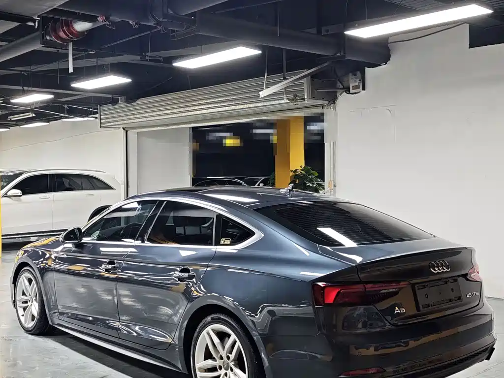 Audi A5 (Import) — миниатюра 8