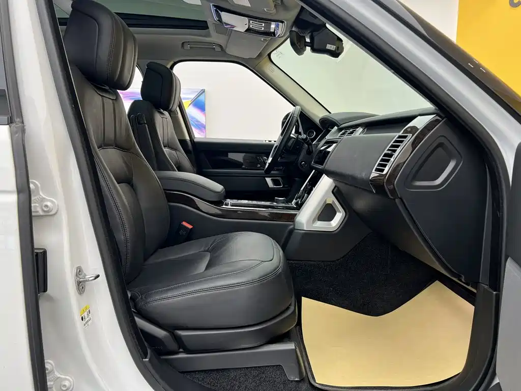 Land Rover Range Rover — миниатюра 21