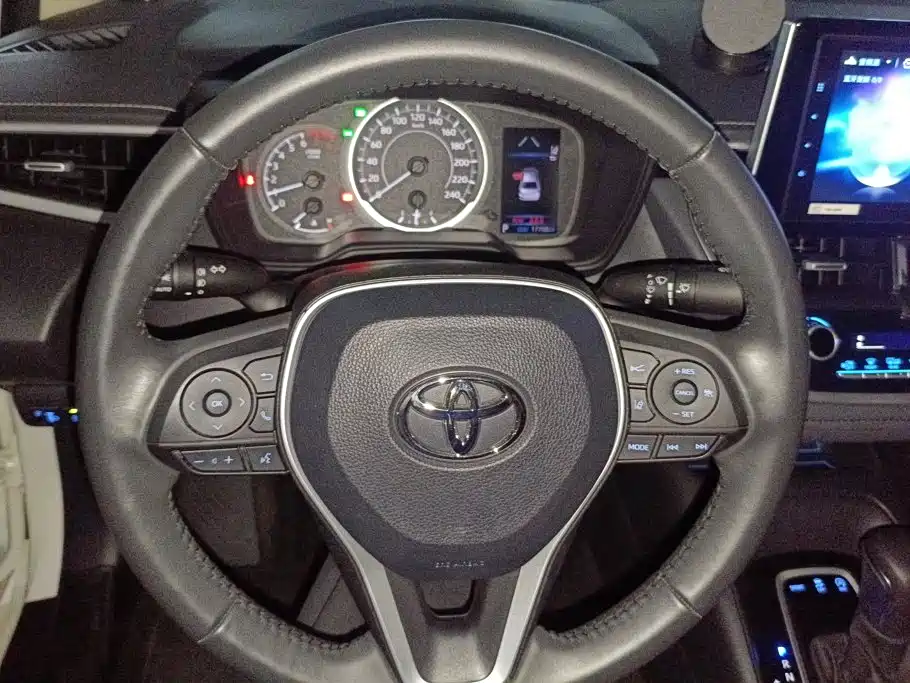 Toyota Corolla — миниатюра 15