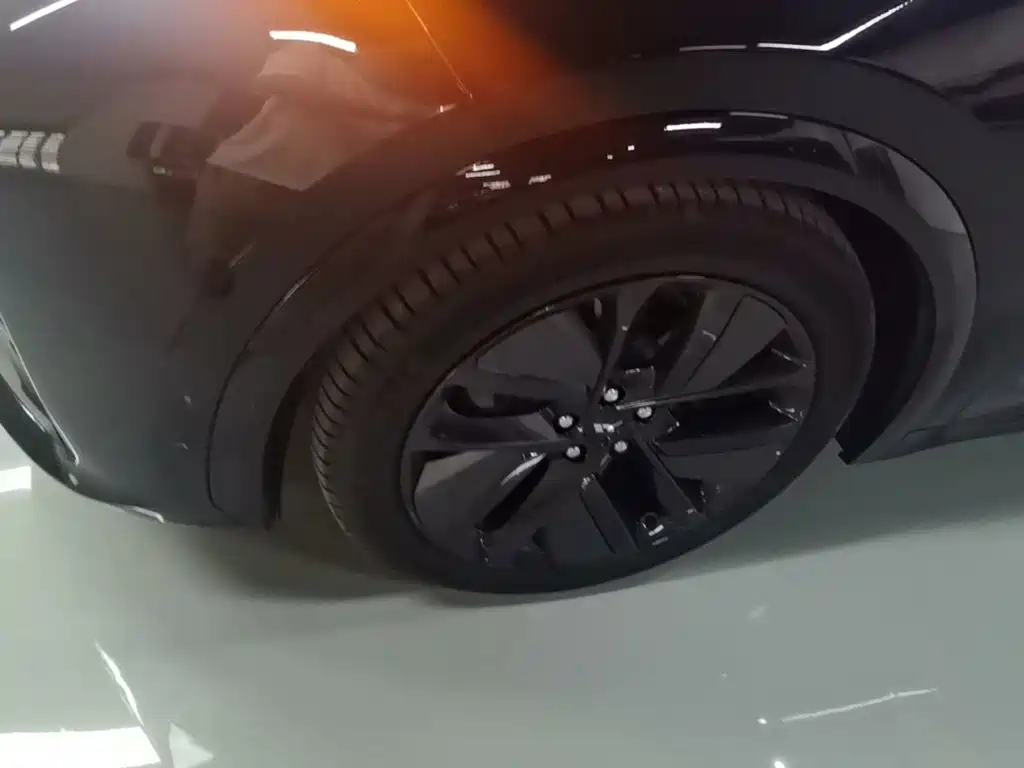 Li Auto Li L7 — миниатюра 23