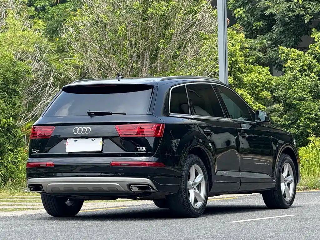 Audi Q7 2017 3.0T